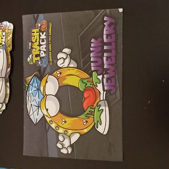 ๐3/$12 THE TRASH PACK Garbage Gross Gang Magnets - Picture 5 of 5